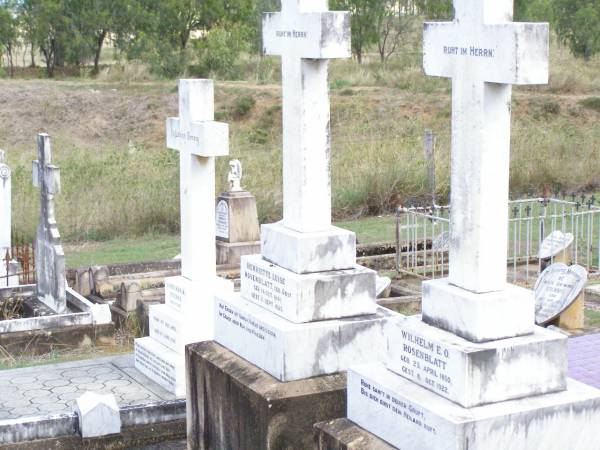 Wilhelm E.O. ROSENBLATT,  | born 23 April 1850 died 6 Oct 1922;  | Henriette Luise ROSENBLATT, nee OBST,  | born 14 Oct 1841 died 11 Sept 1925;  | Ropeley Immanuel Lutheran cemetery, Gatton Shire  | 