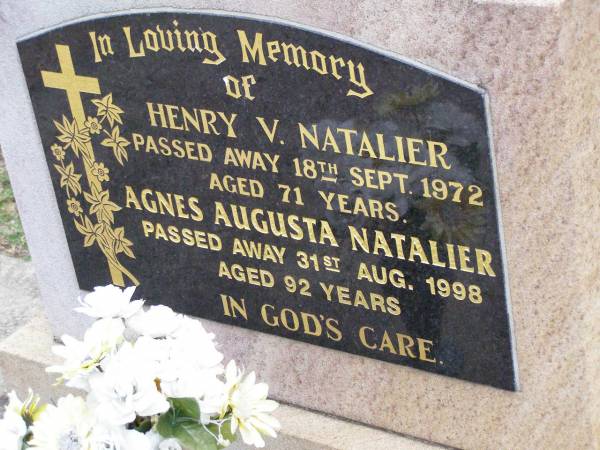 Henry V. NATALIER,  | died 18 Sept 1972 aged 71 years;  | Agnes Augusta NATALIER,  | died 31 Aug 1998 aged 92 years;  | Ropeley Immanuel Lutheran cemetery, Gatton Shire  | 