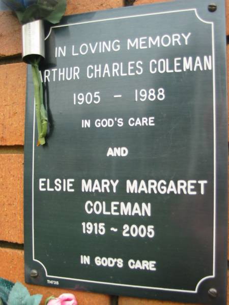 Arthur Charles COLEMAN,  | 1905 - 1988;  | Elsie Mary Margaret COLEMAN,  | 1915 - 2005;  | Rosewood Uniting Church Columbarium wall, Ipswich  | 