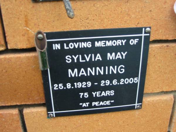 Sylvia May MANNING,  | 25-8-1929 - 29-6-2006 aged 75 years;  | Rosewood Uniting Church Columbarium wall, Ipswich  | 