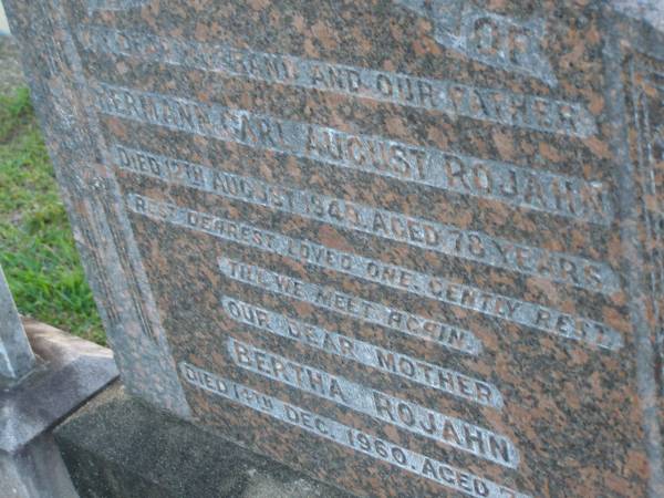 Hermann Carl August ROJAHN,  | died 12 Aug 1949 aged 78 years;  | Bertha ROJAHN,  | died 14 Dec 1960 aged 78 years;  | Elsie Bertha ROJAHN,  | died 21 Sept 1916 aged 5 years;  | George Carl ROJAHN,  | died 22 June 1955 aged 41 years;  | Bald Hills (Sandgate) cemetery, Brisbane  | 