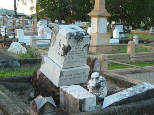John,  | husband of Jessie ANDERSON,  | died Sandgate 5 Sept 1916 aged 72 years;  | Jessie ANDERSON,  | died 10 June 1938 aged 87 years;  | Bald Hills (Sandgate) cemetery, Brisbane  | 