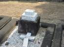 
Charlotte
wife of W.R. CROSTON
24 Dec 1917 aged 37

Sherwood (Anglican) Cemetery, Brisbane

