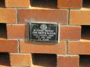 John Andrew McKEEN
5 Jul 1985
62 yrs
Sherwood (Anglican) Cemetery, Brisbane