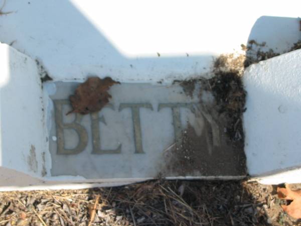 Betty Sutherland  | Anglican Cemetery, Sherwood.  |   |   | 