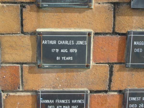 Arthur Charles JONES  | 17 Aug 1979  | 81 yrs  |   | Sherwood (Anglican) Cemetery, Brisbane  | 
