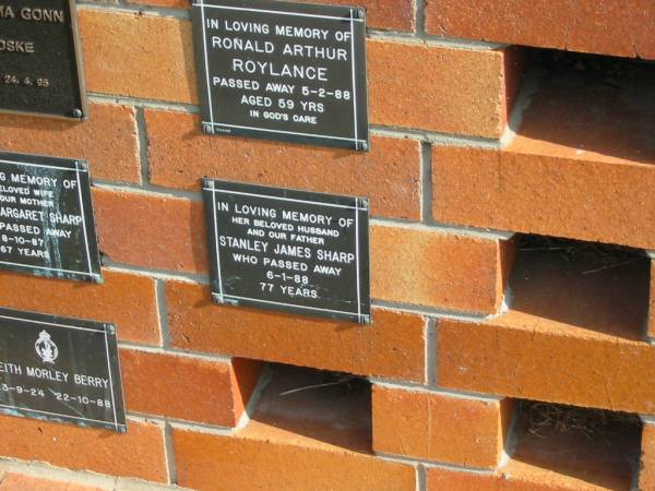 Stanley James SHARP  | 6-1-88  | 77 yrs  |   | Sherwood (Anglican) Cemetery, Brisbane  | 