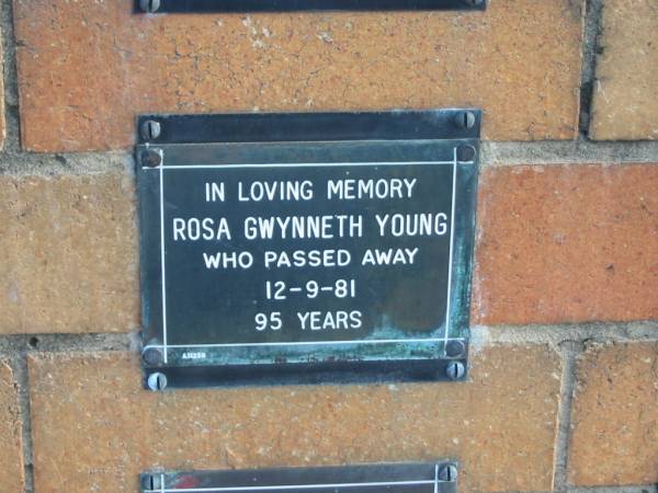 Rosa Gwynneth YOUNG  | 12-9-81  | 95 yrs  |   | Sherwood (Anglican) Cemetery, Brisbane  | 