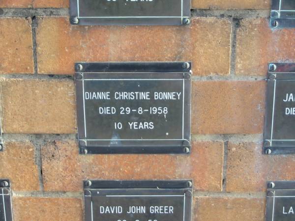 Dianne Christine BONNEY  | 29-8-1958  | 10 yrs  |   | Sherwood (Anglican) Cemetery, Brisbane  | 