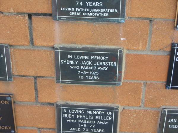 Sydney Jack JOHNSTON  | 7-5-1975  | 70 yrs  |   | Sherwood (Anglican) Cemetery, Brisbane  | 