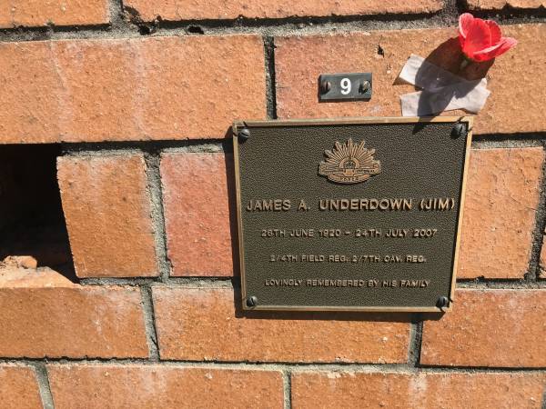 James A UNDERDOWN (Jim)  | b: 26 Jun 1920  | d: 24 Jul 2007  |   | Sherwood (Anglican) Cemetery, Brisbane  |   | 