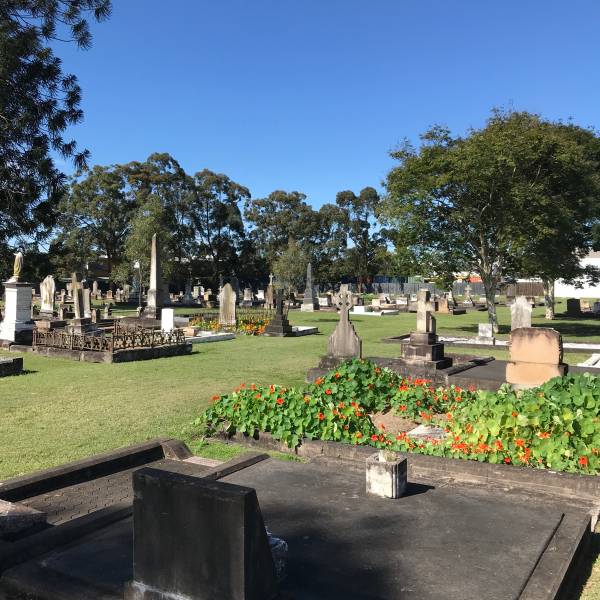 Comparison view for position of St Matthews Anglican Church against 1920 photo  |   | Sherwood (Anglican) Cemetery, Brisbane  |   | 