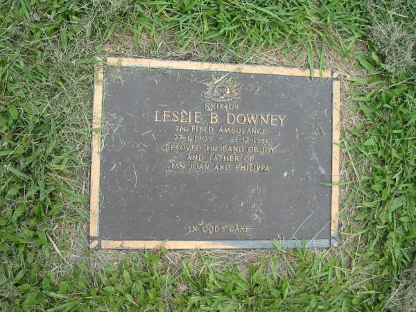 Leslie B. DOWNEY,  | 27-1-1909 - 21-12-1981,  | husband of Joy,  | father of Ian, John, Philippa;  | Slacks Creek St Mark's Anglican cemetery, Daisy Hill, Logan City  | 