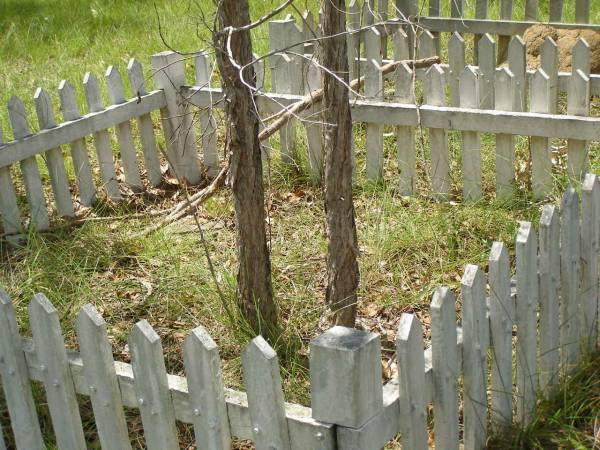 South Isis cemetery, Childers, Bundaberg Region  | 