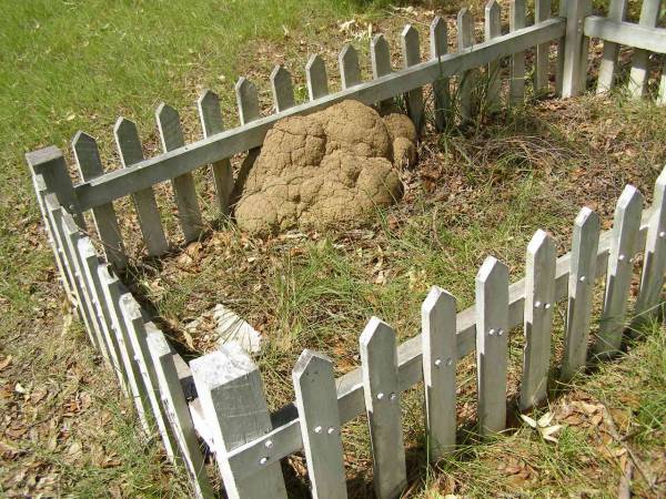 South Isis cemetery, Childers, Bundaberg Region  | 