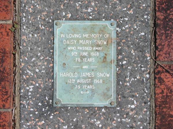 Daisy Mary SNOW  | 9 Jun 1968  | 78 yrs  |   | Harold James SNOW  | 12 Aug 1968  | 79 yrs  |   | St Margarets Anglican memorial garden, Sandgate, Brisbane  |   | 