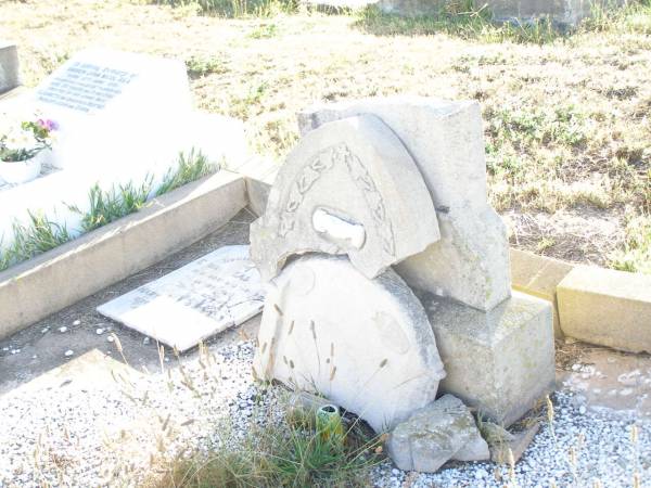 Edward EASTWELL,  | died 30 Aug 1923 aged 80 years;  | Mary Ann EASTWELL,  | died 15 May 1932 aged 81 years;  | Swan Creek Anglican cemetery, Warwick Shire  | 