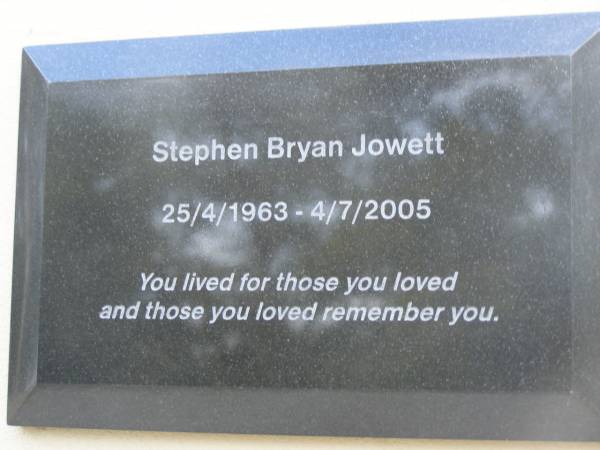 Stephen Bryan JOWETT,  | 25-4-1963 - 4-7-2005;  | Tallebudgera Presbyterian cemetery, City of Gold Coast  | 