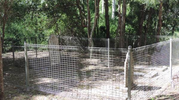 Tamborine Plunkett Road Cemetery (Cedar Creek)  | 