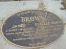 
James BROWN
b: 3 Feb 1913, d: 18 Nov 1987
Estelle Doris BROWN
b: 2 Sep 1921, d: 16 Jun 2001
(parents of Alison, Lynette, Peter, Jennefer, Ronald, Gregory)
Tamrookum All Saints church cemetery, Beaudesert
