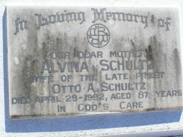 Alvina SCHULTZ, mother,  | wife of Otto A. SCHULTZ,  | died 29 April 1992 aged 87 years;  | Tarampa Apostolic cemetery, Esk Shire  | 