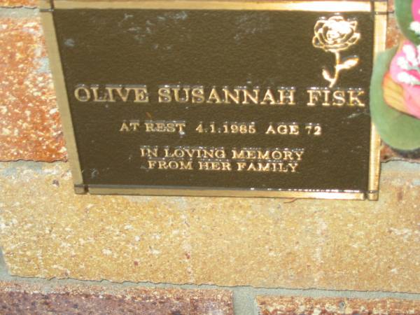 Olive Susannah FISK,  | died 4-1-1985 aged 72 years;  | Tea Gardens cemetery, Great Lakes, New South Wales  | 