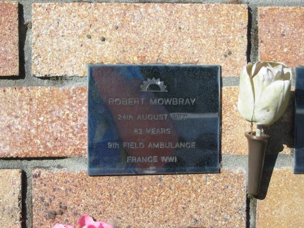 Robert MOWBRAY,  | died 24 Aug 1977 aged 82 years;  | Tea Gardens cemetery, Great Lakes, New South Wales  | 