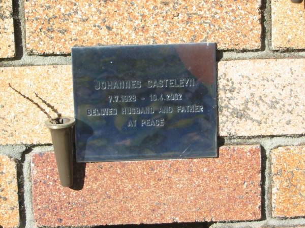 Johannes CASTELEVN,  | 7-7-1928 - 10-4-2002,  | husband father;  | Tea Gardens cemetery, Great Lakes, New South Wales  | 