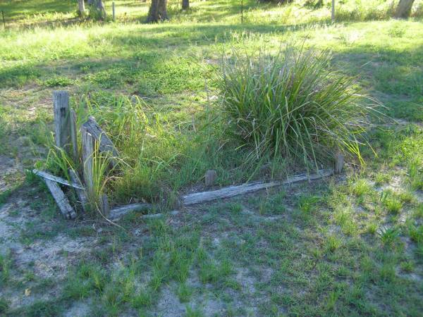 Tea Gardens cemetery, Great Lakes, New South Wales  | 