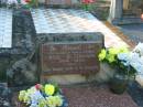 
Mark H. EDMUNDS,
son brother,
1964 - 1989;
Tea Gardens cemetery, Great Lakes, New South Wales
