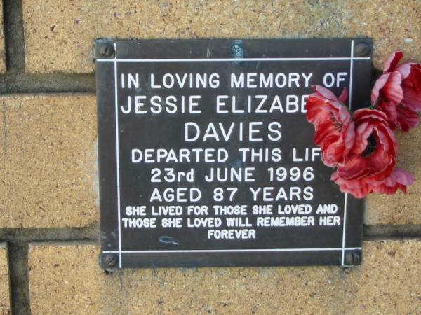 Jessie Elizabeth DAVIES  | 23 Jun 1996  | aged 87  |   | The Gap Uniting Church, Brisbane  | 