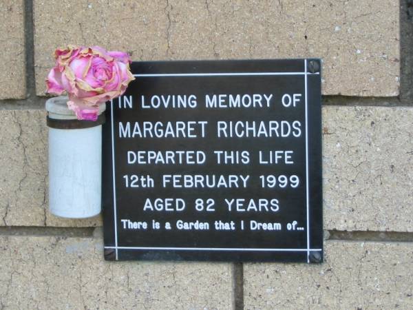 Margaret RICHARDS  | 12 Feb 1999  | aged 82  |   | The Gap Uniting Church, Brisbane  | 