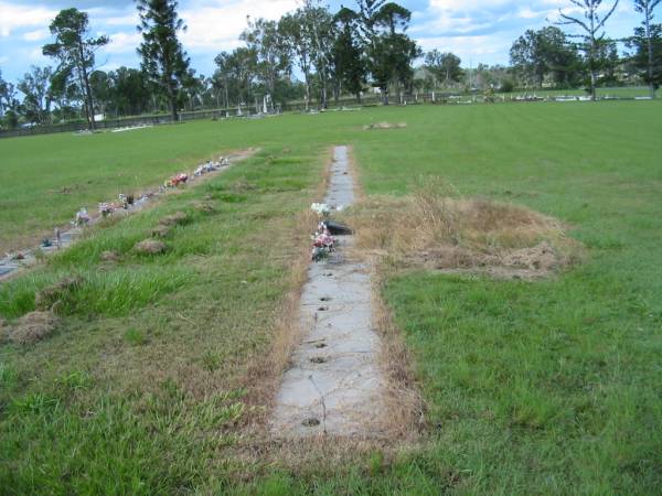 Tiaro cemetery, Fraser Coast Region  | 