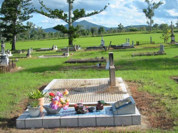 Tiaro cemetery, Fraser Coast Region  | 