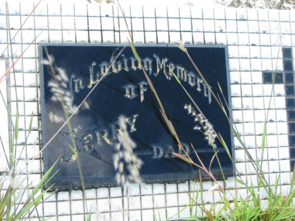 Ivan H. WYNNE,  | died 28 April 1939 aged 23 years;  | Jerry,  | dad;  | Gladys WYNNE,  | died 16 April 1950 aged 30 years;  | Tiaro cemetery, Fraser Coast Region  | 