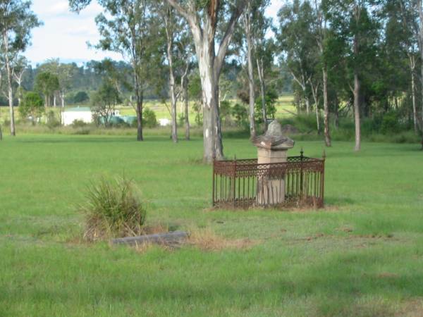 Tiaro cemetery, Fraser Coast Region  | 