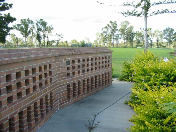 Tiaro cemetery, Fraser Coast Region  | 