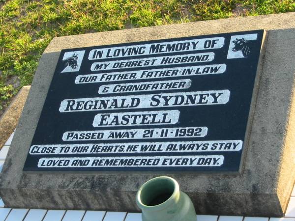 Reginald Sydney EASTELL,  | husband father father-in-law grandfather,  | died 21-11-1992;  | Toogoolawah Cemetery, Esk shire  | 