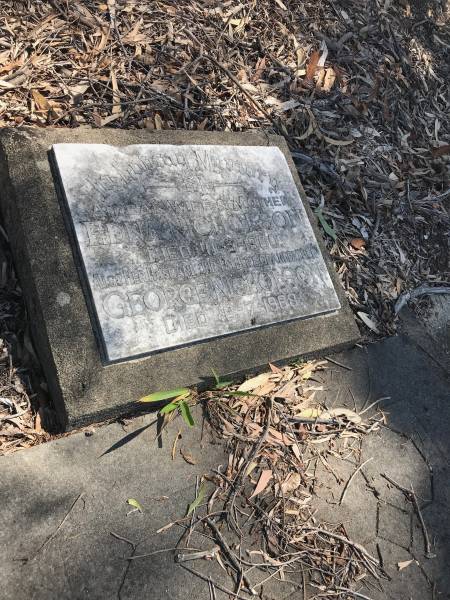 Edna Nicholson  | d: 10 Sep 1960  | George Nicholson  | d: 16 Jul 1968  |   | Toowong General Cemetery  |   | 