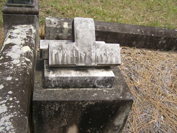 Toowong Cemetery, por 13, sect 29, grave 22;  | Bell Harry Frederic Hawkesley, 12 / 10 / 1938, 81 years;  | Bell Charles Frederick, 19 / 08 / 1875;  |   | Toowong cemetery portion 13  sect 29  grave 11;  | Hobbs Ivy Phyllis, 09 / 08 / 1915;  | Bell Harriett, 28 / 05 / 1913, 93 years;  |   | Charles Frederick (BELL),  | eldest son of late Charles BELL,  | of 29 Stanley Gardens Kensington Park, London,  | d: 20 Aug 1872, aged 45;  |   | (wife) Harriett BELL,  | d: 20 May 1913;  |   | (son) F.H. BELL,  | d: 16 Aug 1938;  |   |   | Phyllis HOBBS,  | d: 8 Aug 1915;  |   | A.C. BODEN,  | d: 26 Nov 1945;  |   | Florence A BODEN,  | wife of A C BODEN,  | d: 14 Oct 1948;  |   | 