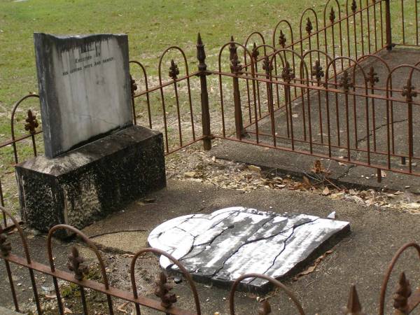 George PETTIFER,  | father,  | died 5 Aug 1912 aged 46? years;  | John,  | son brother,  | aged 14 years;  | Lawrence,  | son brother,  | aged 4 years;  | erected by wife & family;  | Upper Coomera cemetery, City of Gold Coast  | 