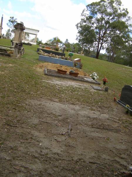 Upper Coomera cemetery, City of Gold Coast  | 