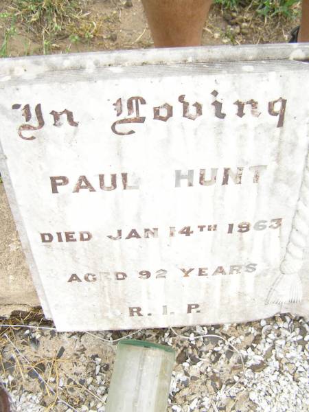 Paul HUNT,  | died 14 Jan 1963 aged 92 years;  | Margaret HUNT,  | died 17 March 1952 aged 87 years;  | Warra cemetery, Wambo Shire  | 