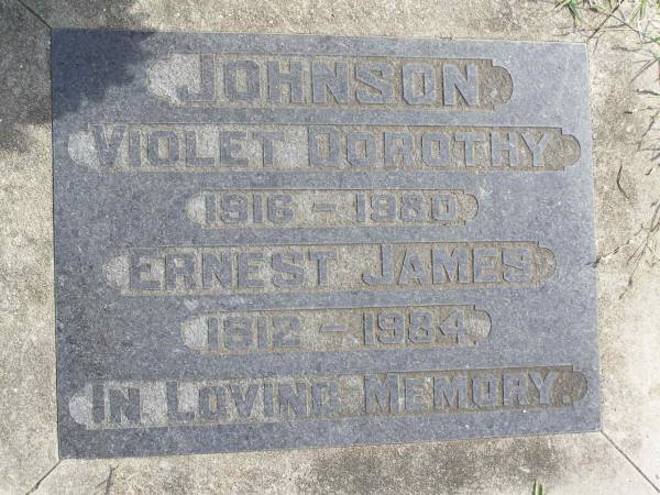 Violet Dorothy Johnson  | 1916 - 1980  | Ernest James Johnson  | 1912 - 1984  | Woodhill cemetery (Veresdale), Beaudesert shire  |   | 