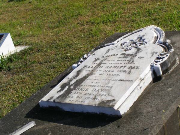 William Hamlet Day  | 7 Apr 1913, aged 41  | Annie Day  | 14 Apr 1966, aged 90  | Woodhill cemetery (Veresdale), Beaudesert shire  |   | 