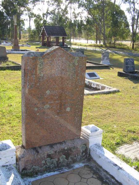 Florence L Dawse  | 5 Jun 1940, aged 48  | Woodhill cemetery (Veresdale), Beaudesert shire  |   | 