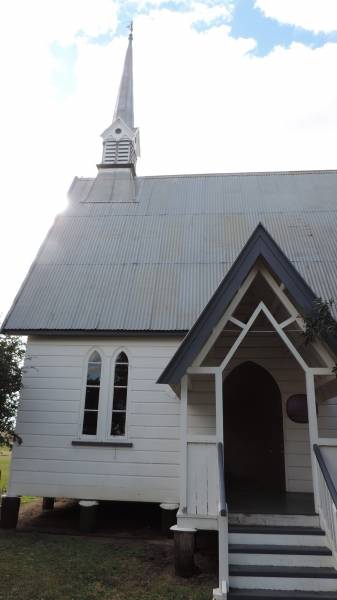 Yandilla All Saints Anglican Church with Cemetery  | 