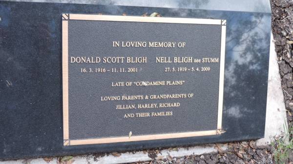 Donald Scott BLIGH  | b: 16 Mar 1916  | d: 11 Nov 2001  |   | Nell BLIGH (nee STUMM)  | b: 27 May 1919  | d: 5 Apr 2009  |   | late of  Condamine Plains   |   | parents and grandparents of Jillian, Harley, Richard  |   | Yandilla All Saints Anglican Church with Cemetery  |   | 