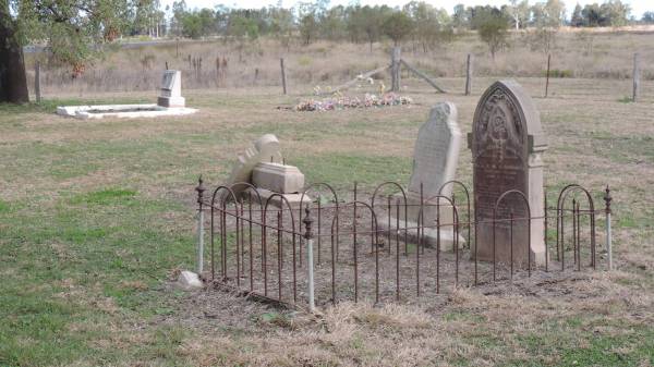   | Yandilla All Saints Anglican Church with Cemetery  |   | 