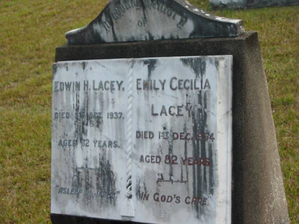 Edwin H LACEY  | d: 9 Oct 1937 aged 62  |   | Emily Cecilia LACEY  | d: 1 Dec 1954 aged 82  |   | Yandina Cemetery  |   | 